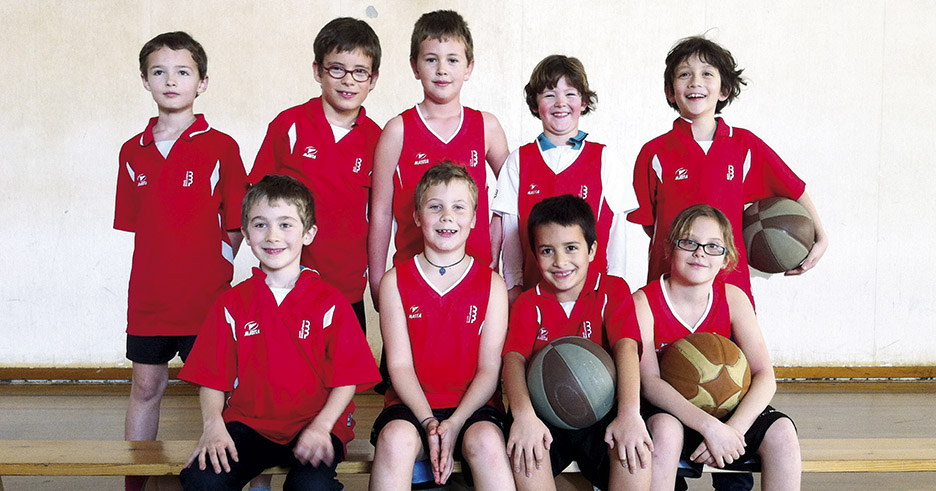 Els alumnes aprendran els fonaments del bàsquet